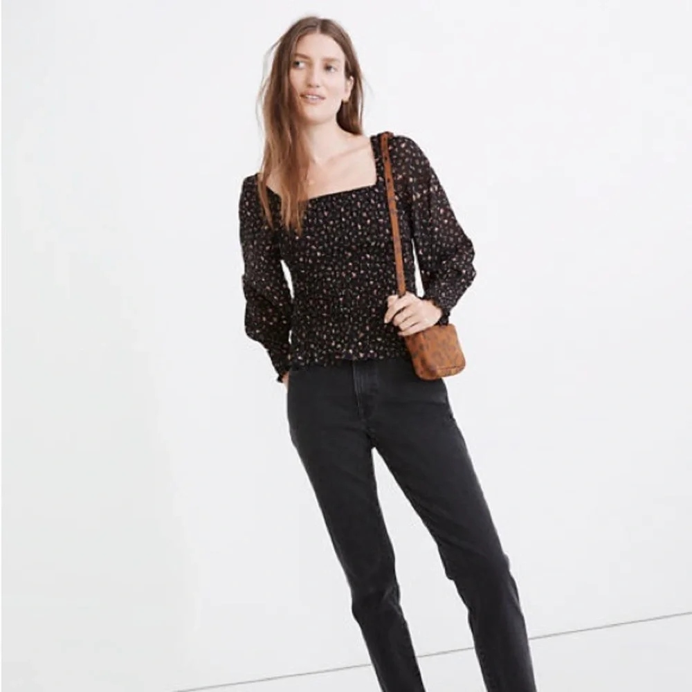 (Re)sourced Georgette Lucie Bubble-Sleeve Smocked Top in Stem Scatter Size Small - Picture 2 of 13